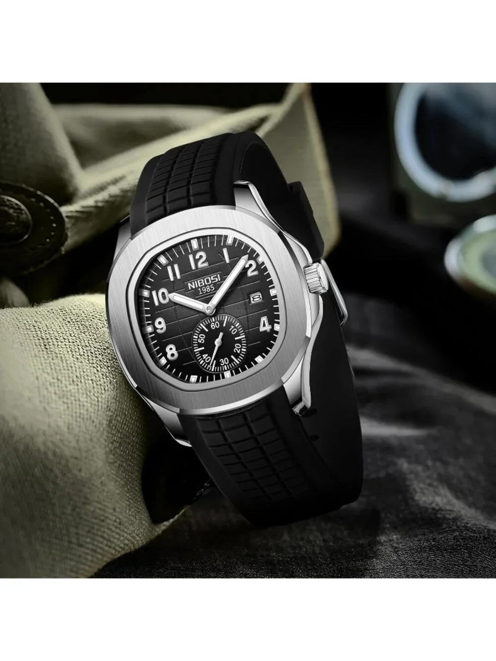 Men's Silver Black Silicone Strap Waterproof Fashion Quartz Classic Wrist Watch